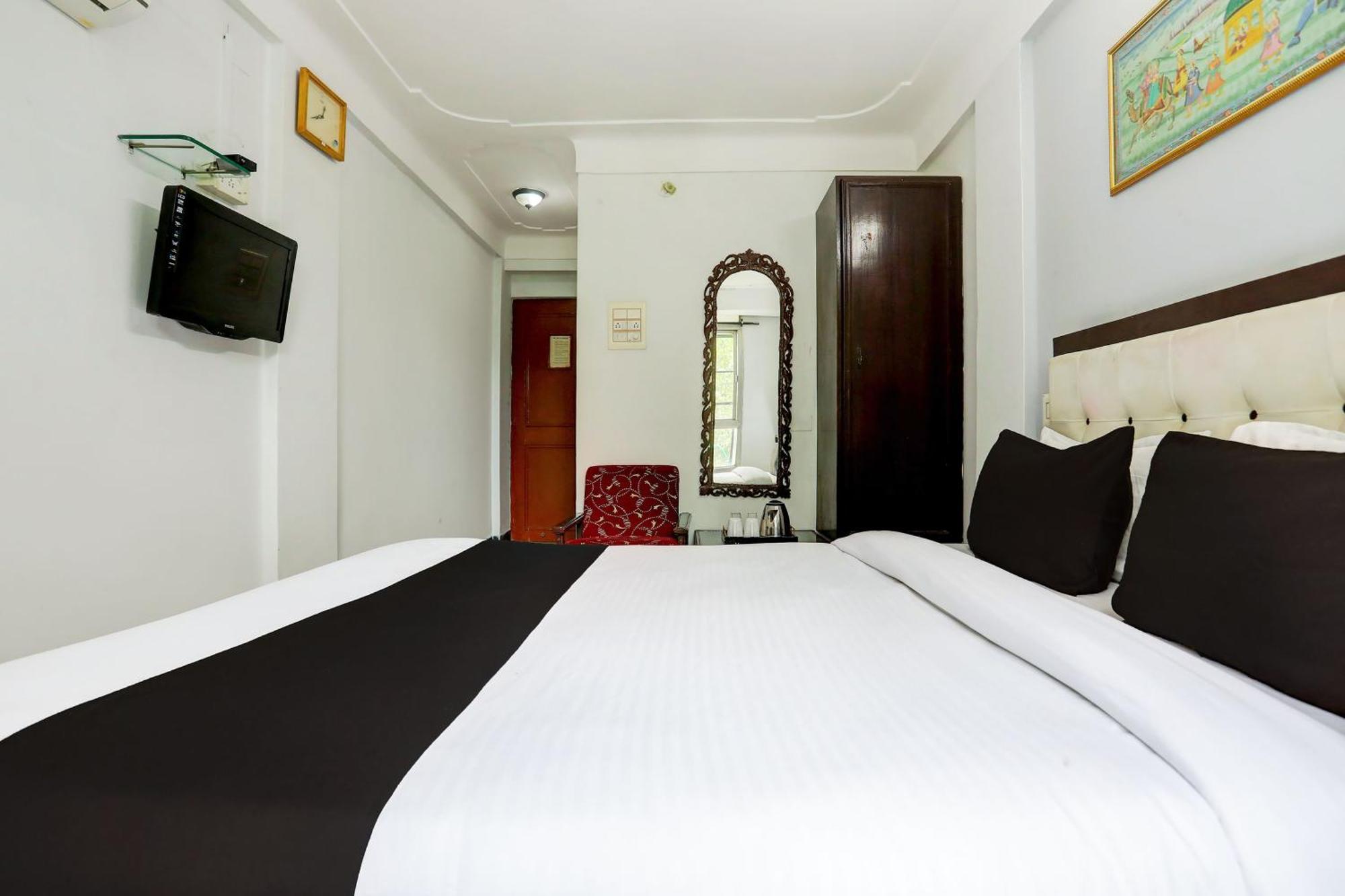 Super Collection O Lake Palace Road Udaipur Exterior photo